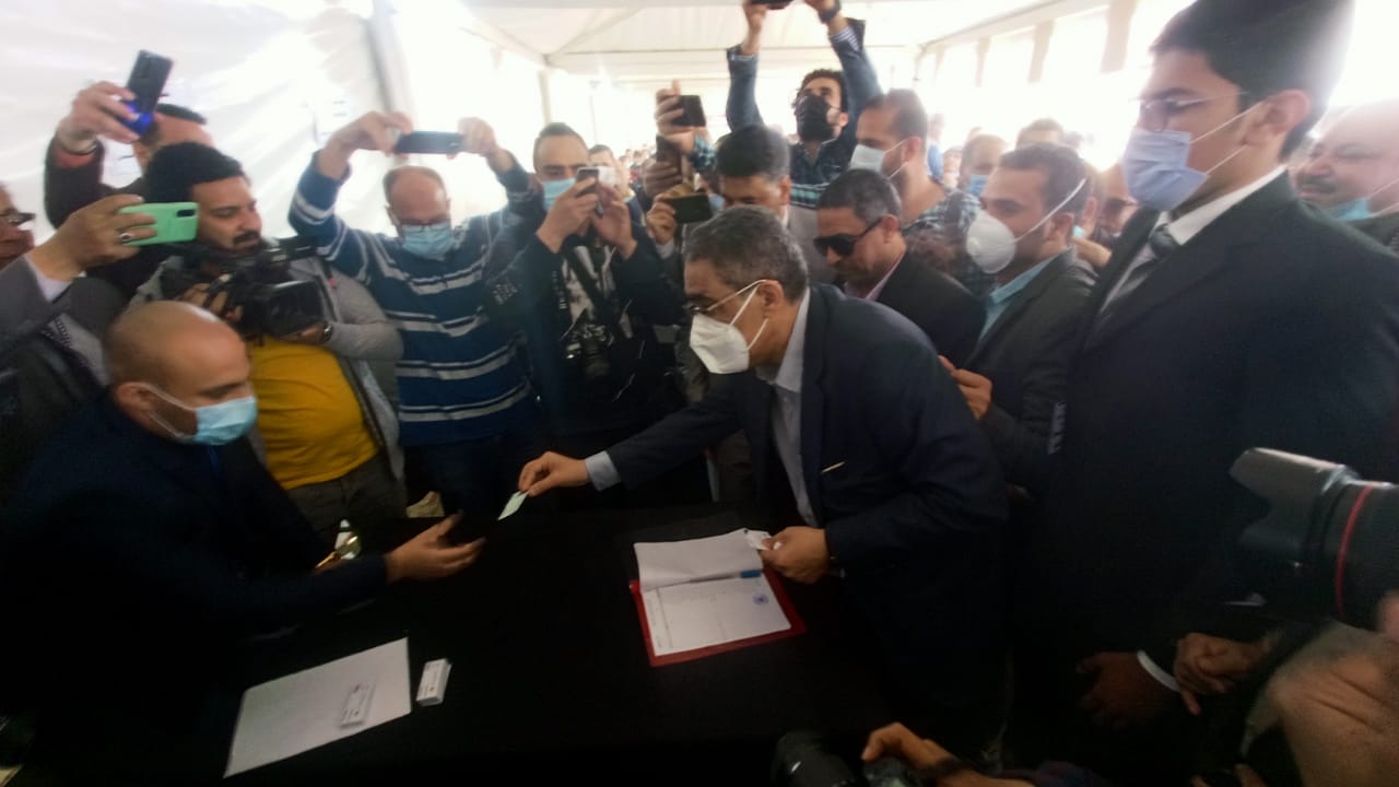 ضياء رشوان يشارك في انتخابات نقابة الصحفيين 