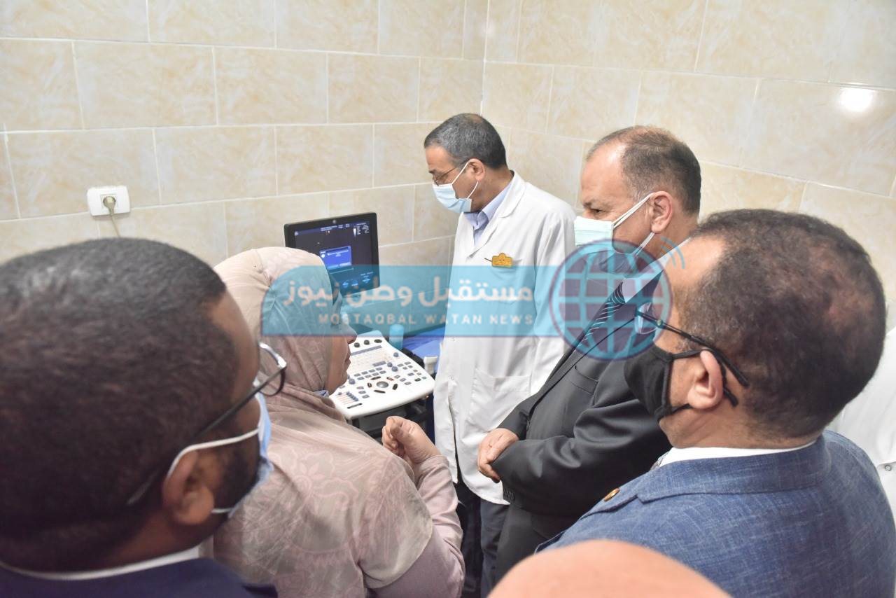 محافظ أسيوط يفتتح وحدة علاج أورام الثدي بمستشفى الشاملة (4)