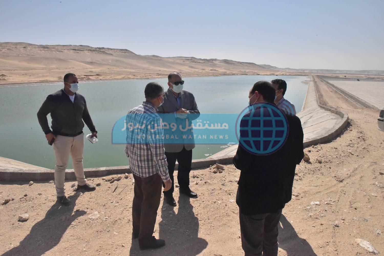 محافظ أسيوط يتفقد مشروع صرف صحى منطقة بنى غالب الصناعية (1)