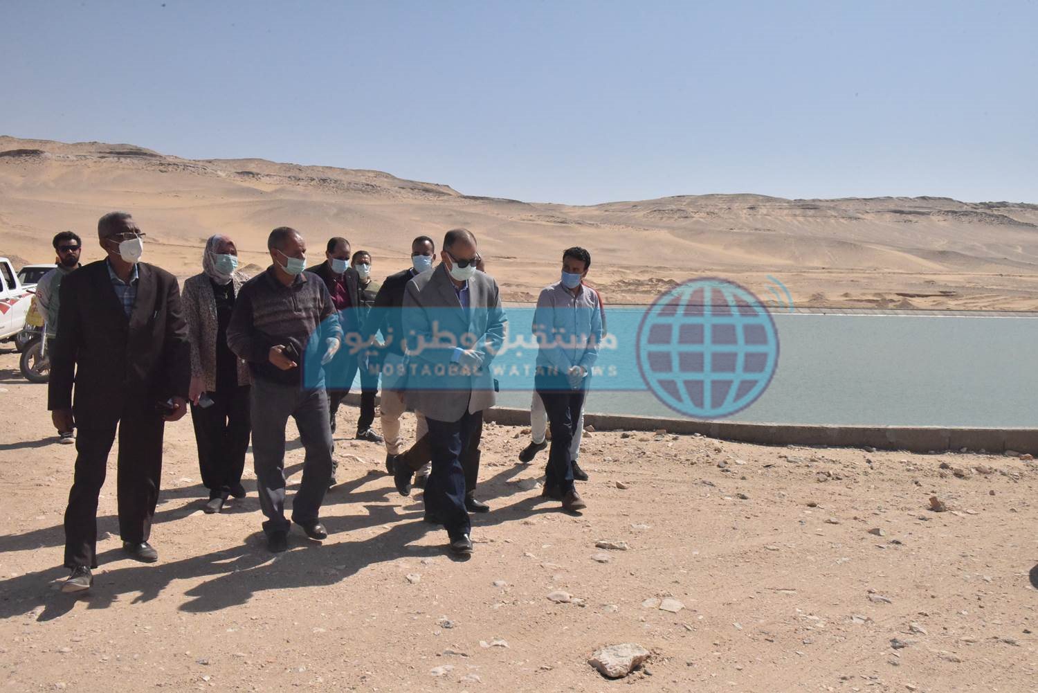 محافظ أسيوط يتفقد مشروع صرف صحى منطقة بنى غالب الصناعية (9)