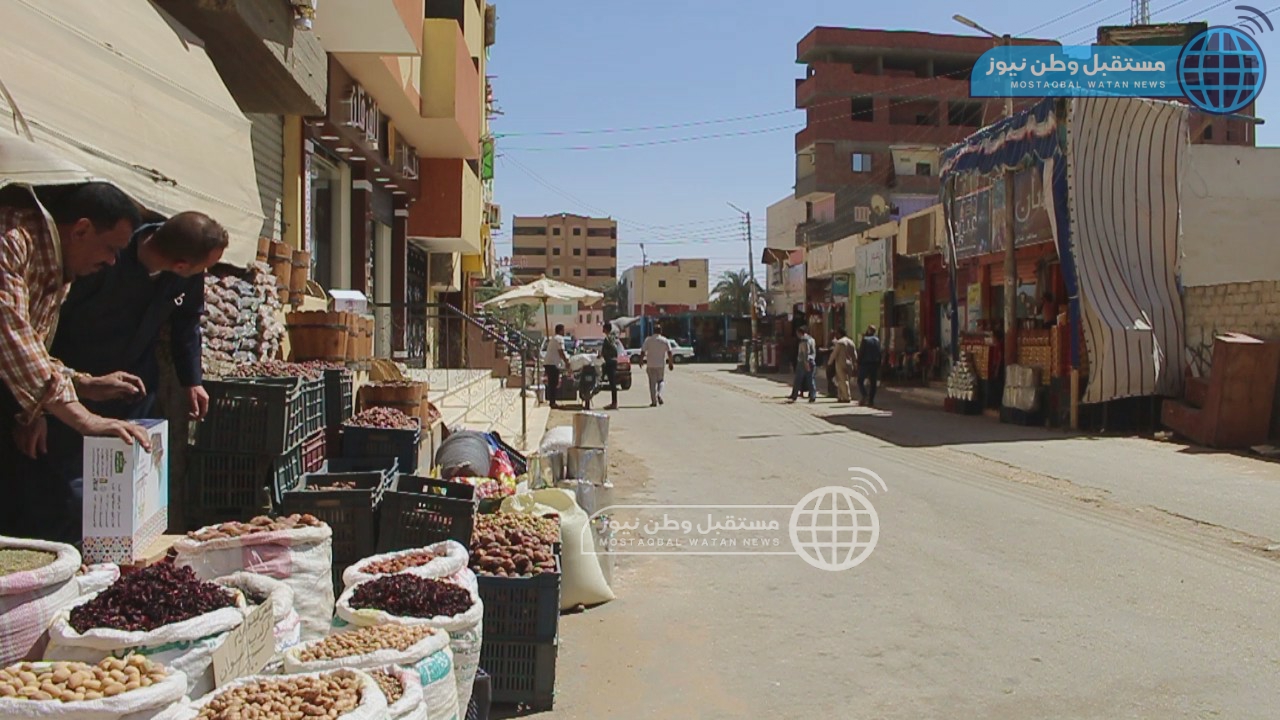 سوق التمور بمدينة الخارجة