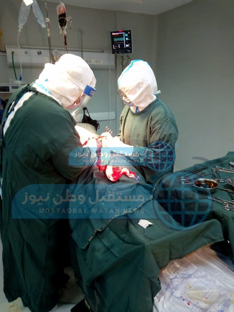 ولادة قيصرية لمصابة كورونا داخل مستشفى الخارجة (3)