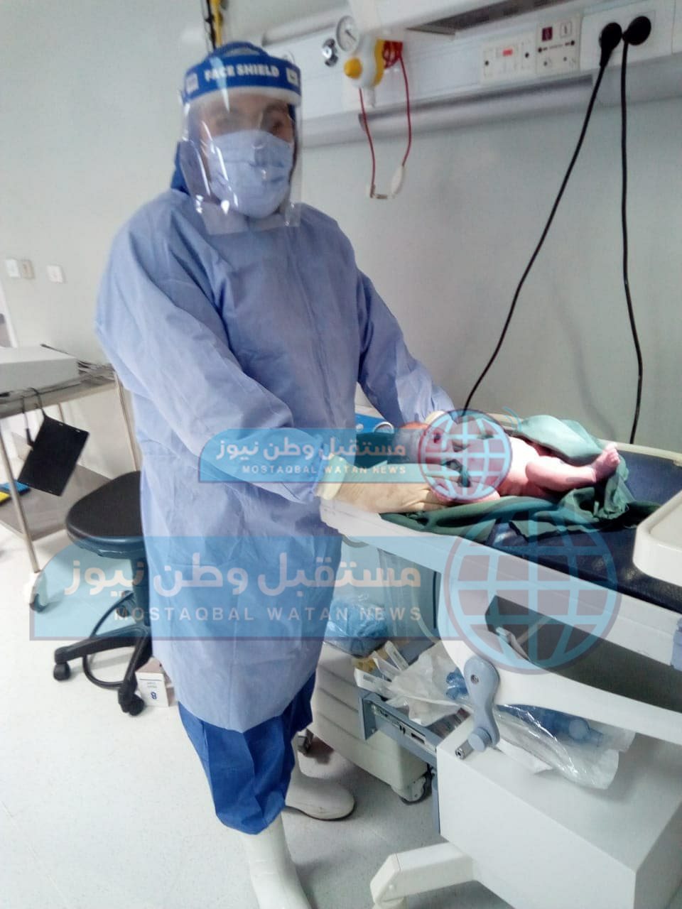 ولادة قيصرية لمصابة كورونا داخل مستشفى الخارجة (4)