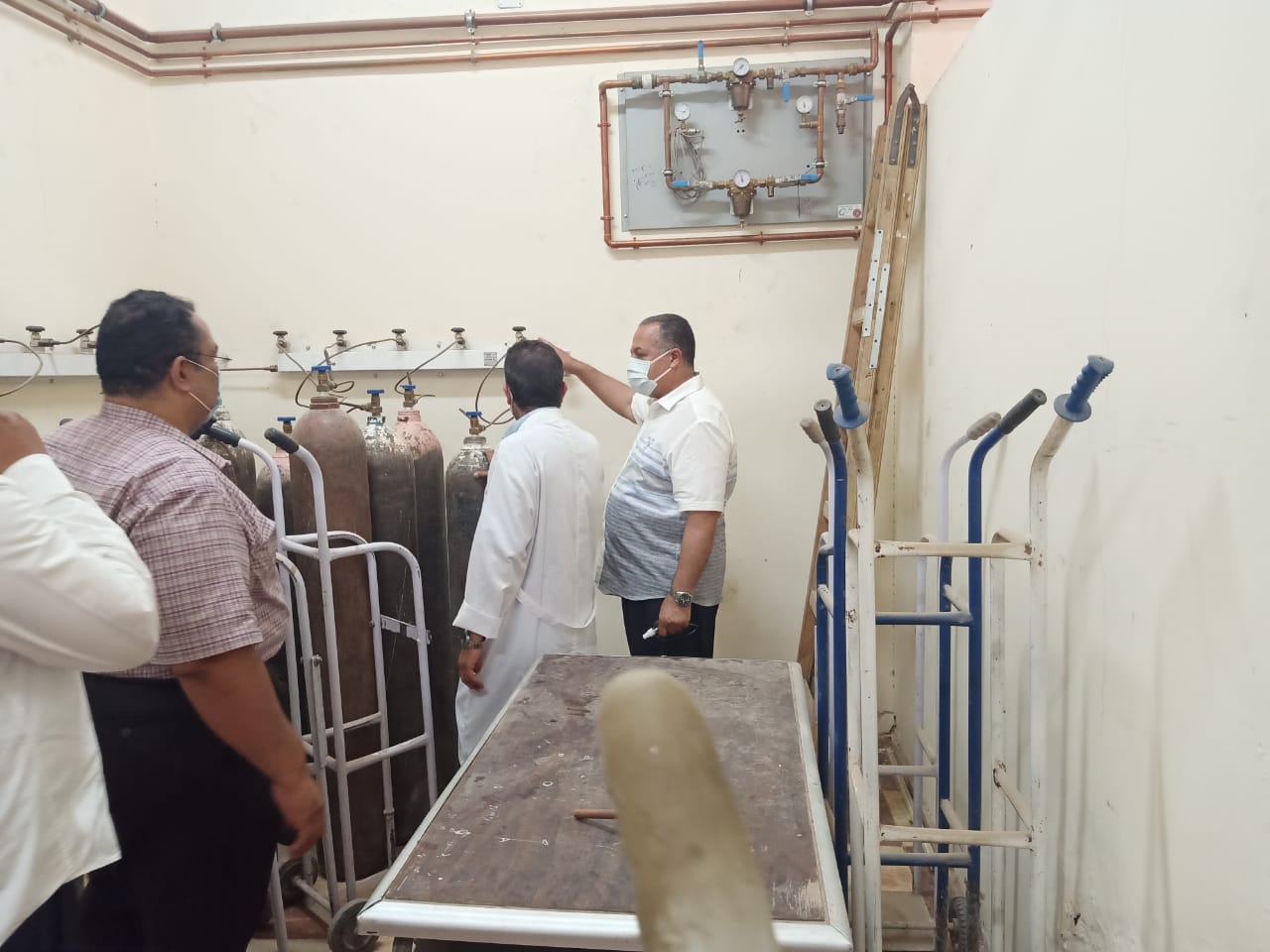 مرور اللجان المشكلة على مستشفى أبنوب المركزي والايمان العام (3)