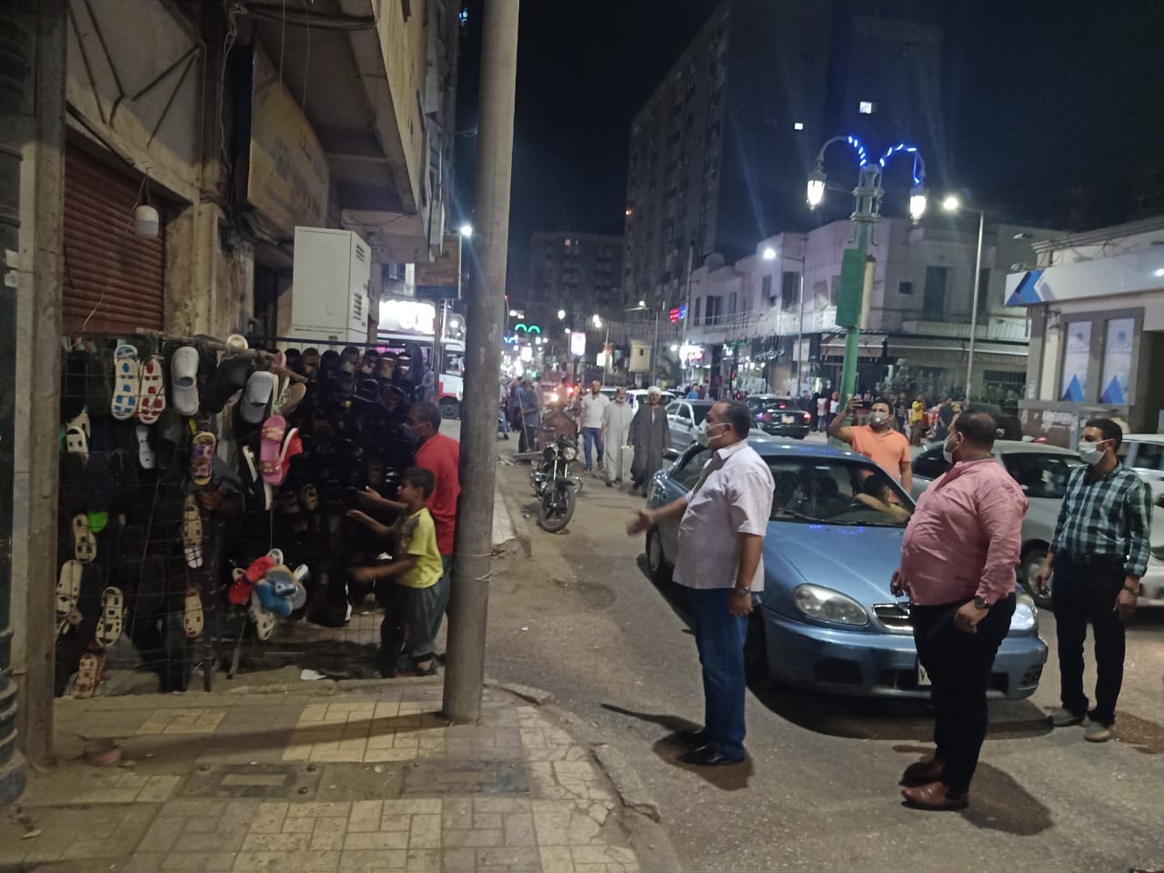 حملات متابعة مواعيد غلق المحلات (1)