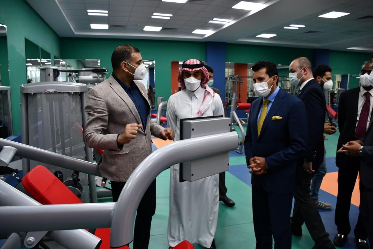 وزير الرياضة ورئيس الاتحاد العربي لكرة القدم