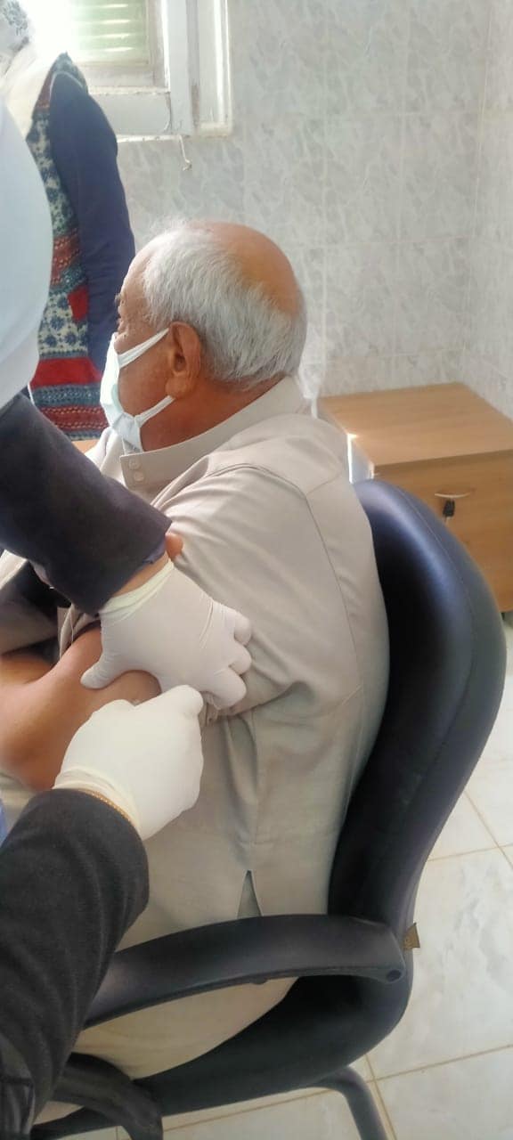 تطعيم 10449 مواطنا في الوادي الجديد ضد كورونا (2)