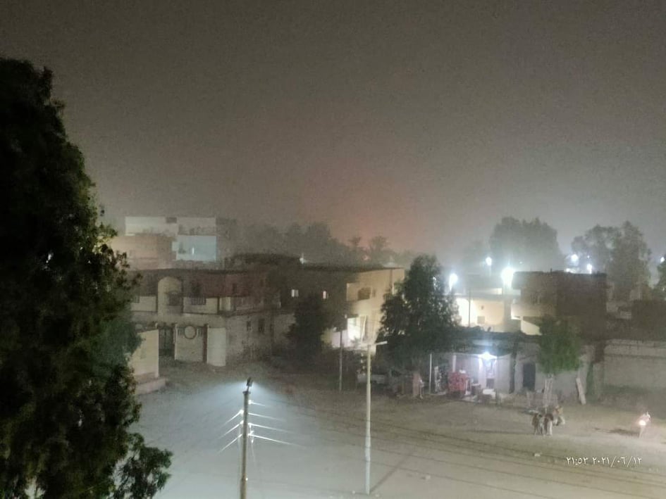 شبورة ترابية تضرب واحة الفرافرة في الوادي الجديد (3)