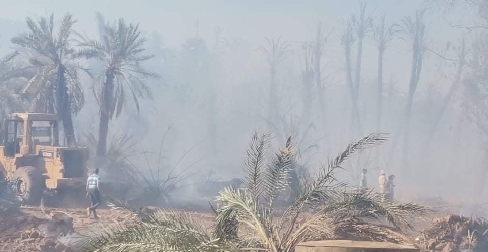 حريق بمنطقة عين مهران في الداخلة (1)