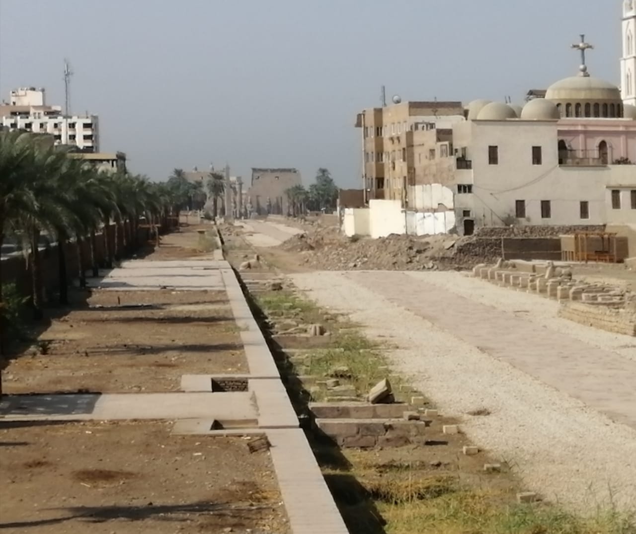 طريق الكباش من ناحية معبد الأقصر (1)