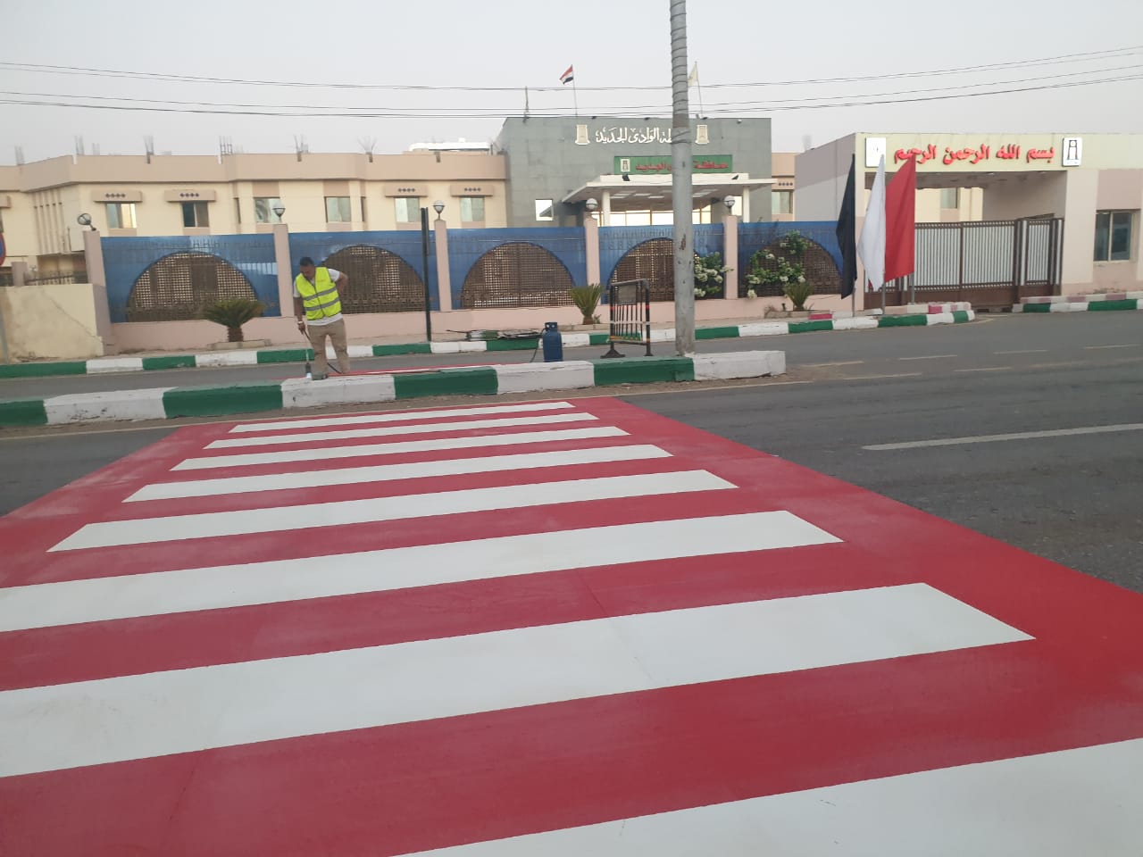 تخطيط الطرق بشكل حديث ومطور في الوادي الجديد (8)