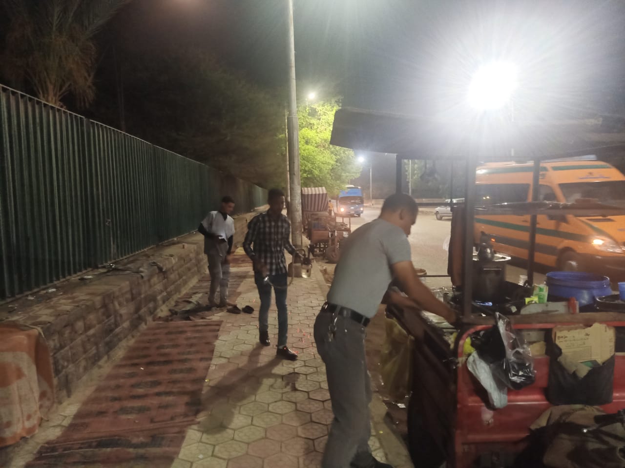 حملة للسكرتير المساعد بمنقباد وحي غرب لمتابعة تطبيق الاجراءات الاحترازية (2)