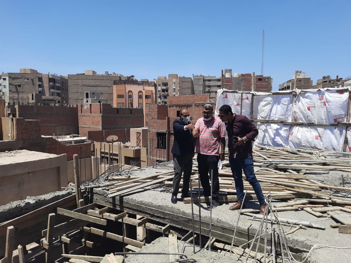 السكرتير المساعد يترأس حملة إزالة بحي شرق (4)