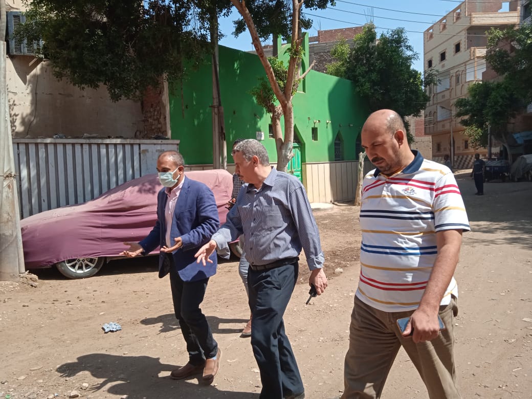 جولة للسكرتير المساعد بأبنوب (8)