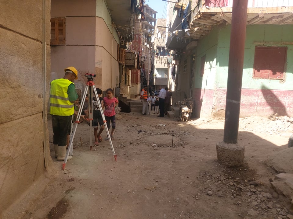 تركيب الانترلوك بشوارع حى غرب اسيوط (11)