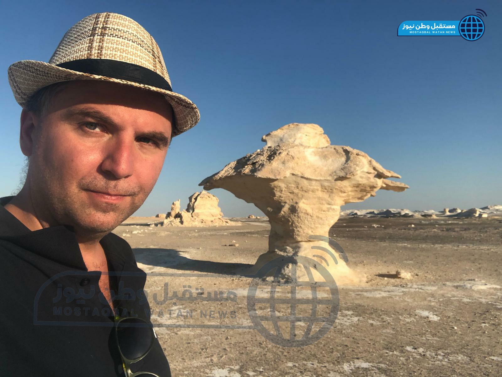 الكاتب الصربي داخل الصحراء البيضاء بالفرافرة (1)