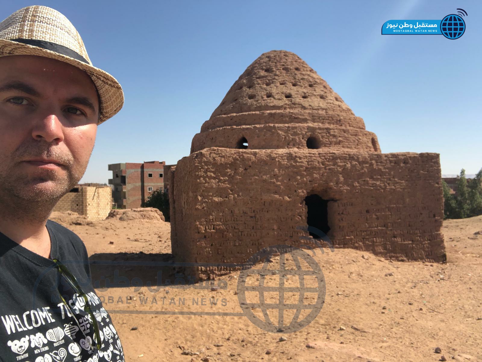 الكاتب الصربي يزور معالم الداخلة والفرافرة السياحية (1)