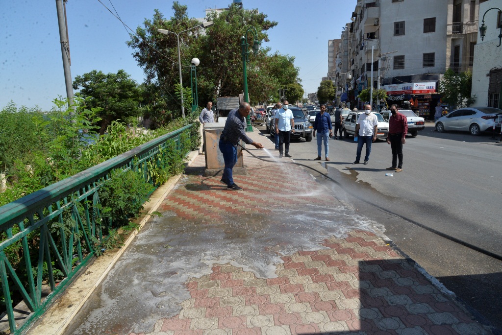 جملة نظافة مكبرة للسكرتير المساعد (1)