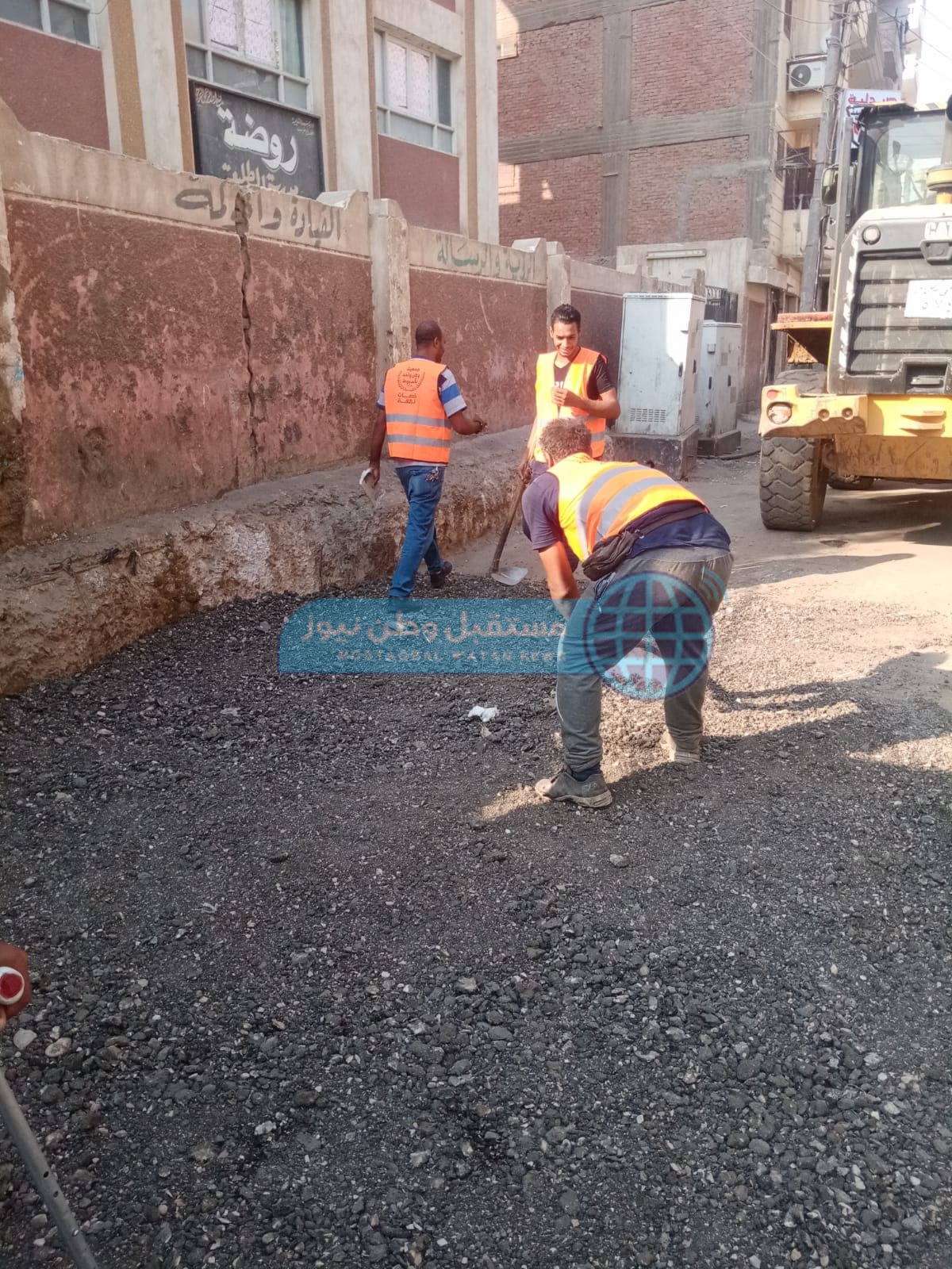 حملة نظافة بالطريق الدائري وإلغاء مقلب قمامة بجوار معهد الاورام بحي غرب (5)