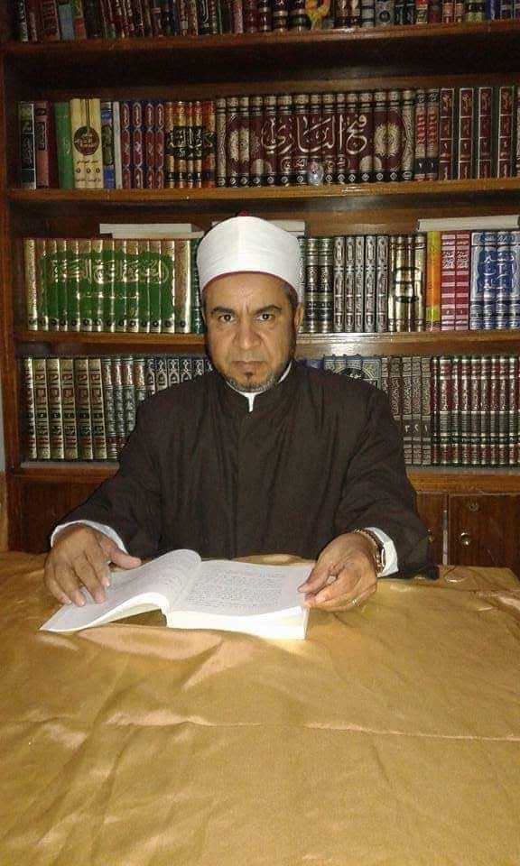 الدكتور أحمد عبد العظيم مدير المنطقة الازهرية بالوادي الجديد