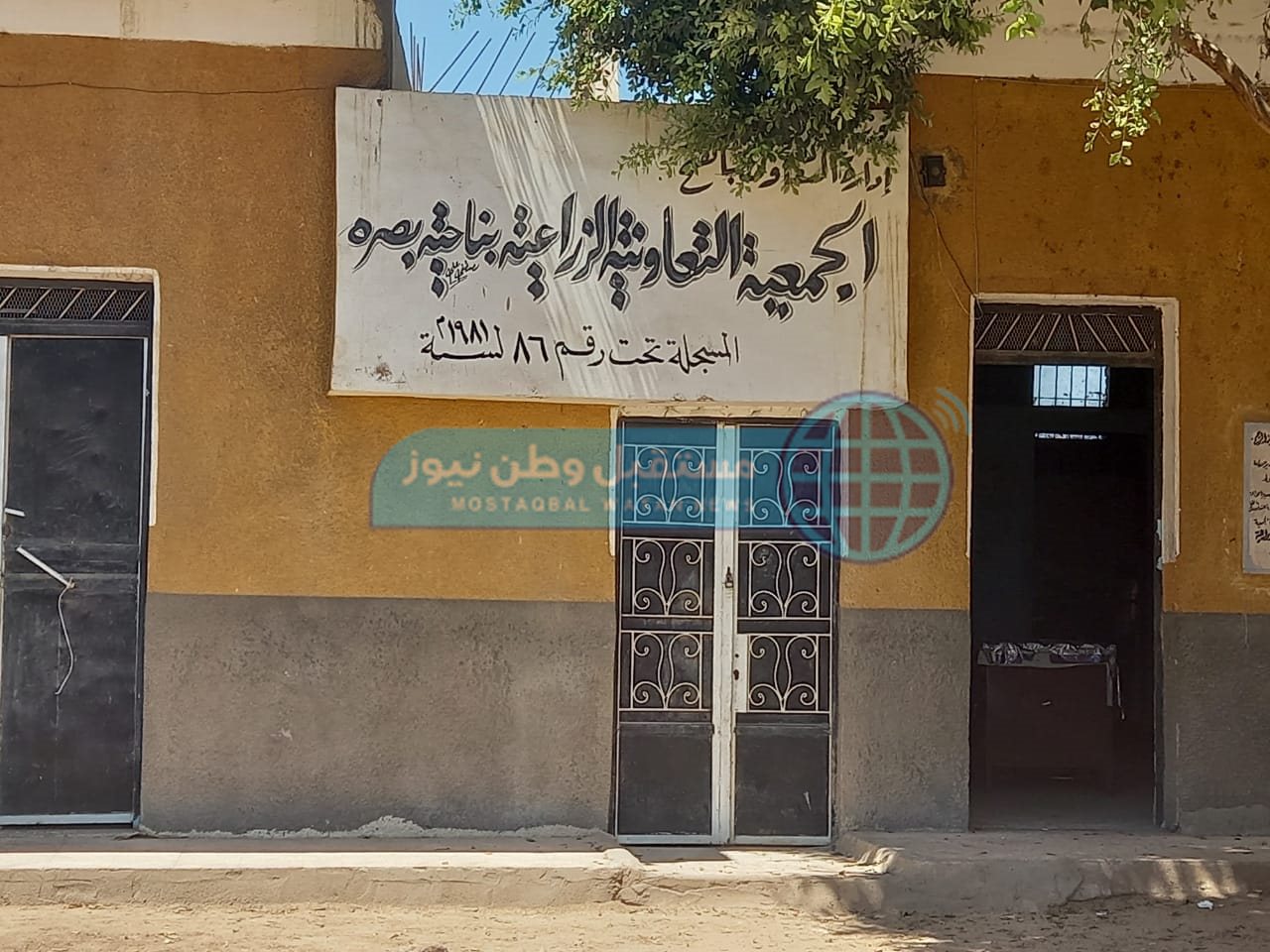 سكرتير مساعد أسيوط يتفقد أماكن مقترحة لإقامة مشروعات خدمية للمواطنين بالفتح (9)