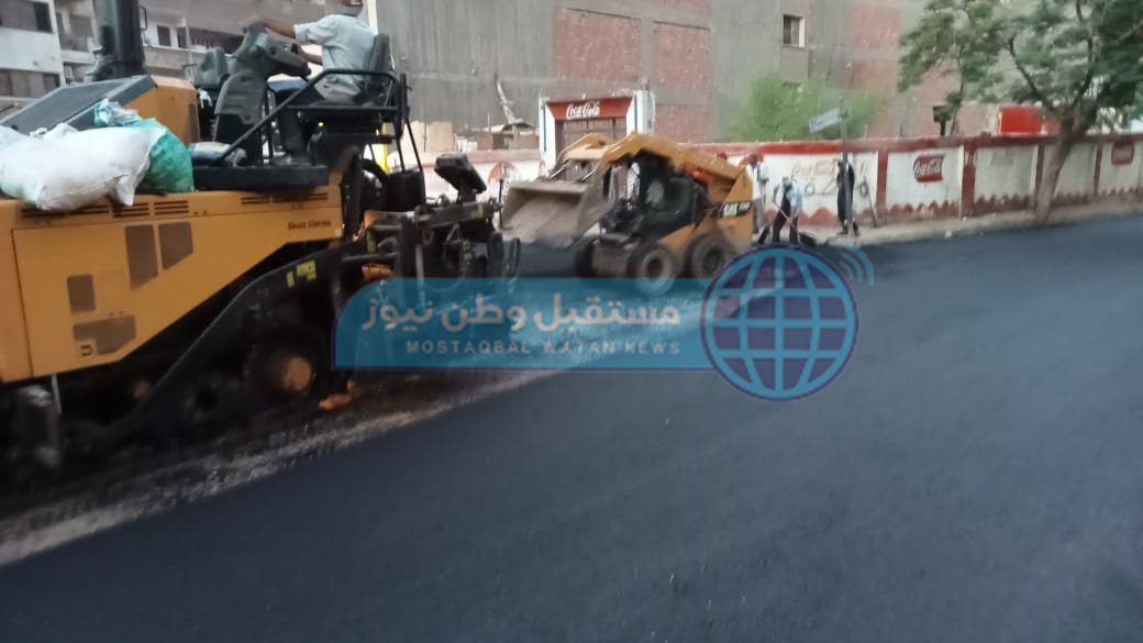 استكمال تأهيل رصف شارعي الهلالي ومحمود النقراشي بحي شرق (9)