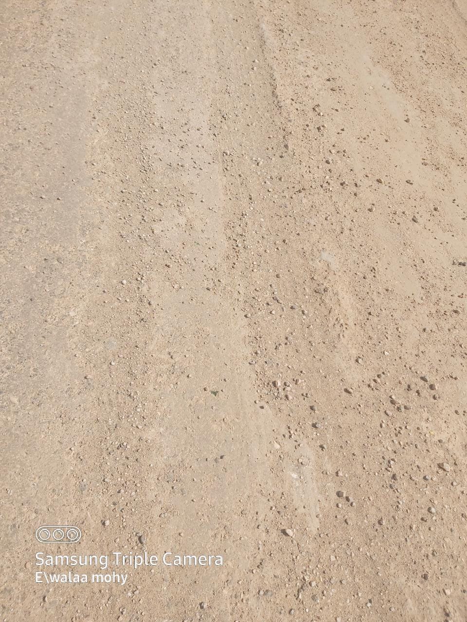 تجربة إعادة تدوير الأسفلت بالوادي الجديد (1)