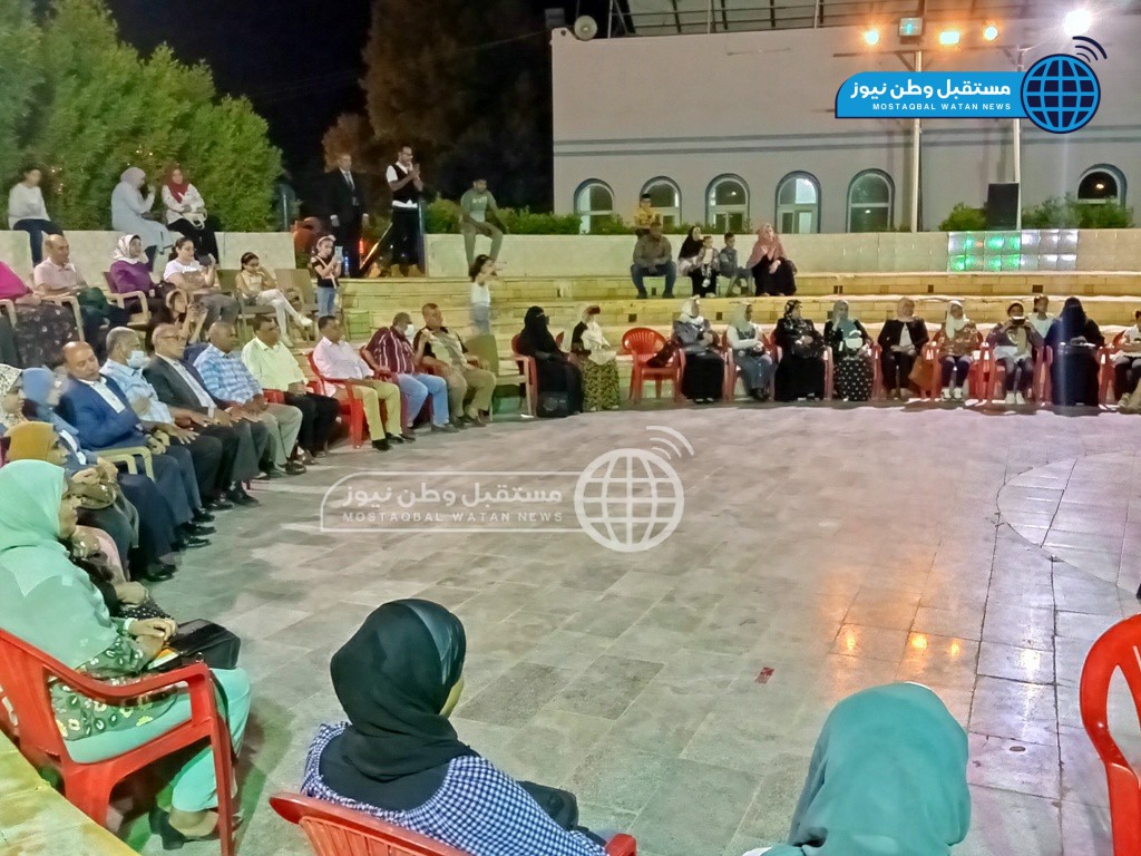 فقرات فنية وشعرية بحفل ختام الانشطة الصيفية بالخارجة (7)