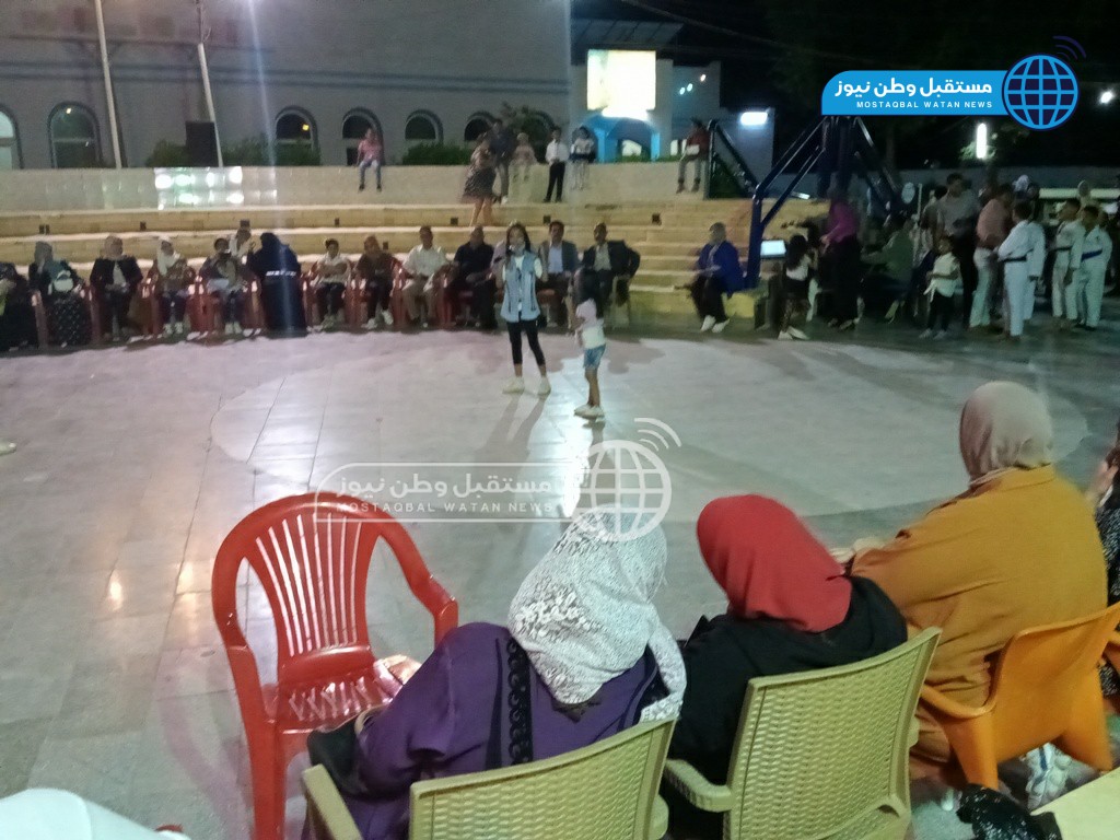 فقرات فنية وشعرية بحفل ختام الانشطة الصيفية بالخارجة (10)