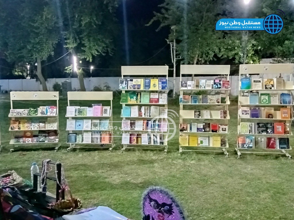 معرض الكتاب بمكتبة مصر العامة بالخارجة (5)