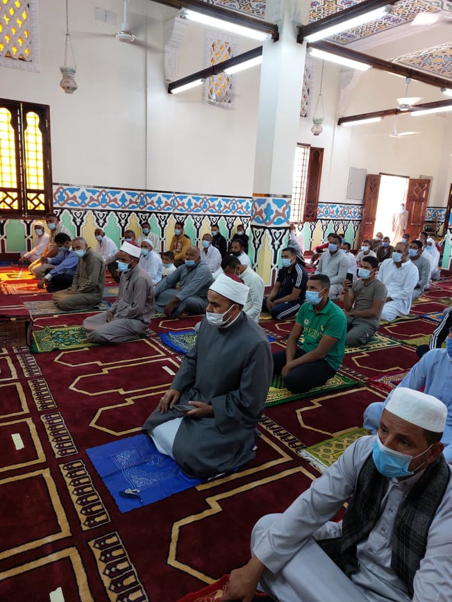 افتتاح مسجدين جديدين بمركزي بلاط والفرافرة (4)