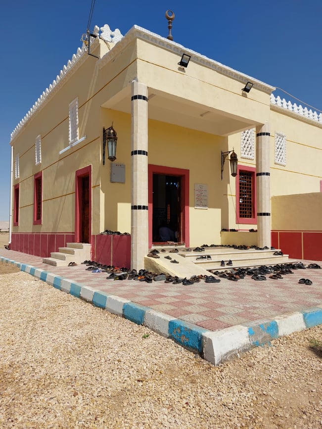 افتتاح مسجدين جديدين بمركزي بلاط والفرافرة (9)
