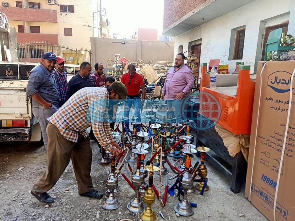 محافظ أسيوط يعلن ضبط ومصادة 64 شيشة بحي غرب (13)
