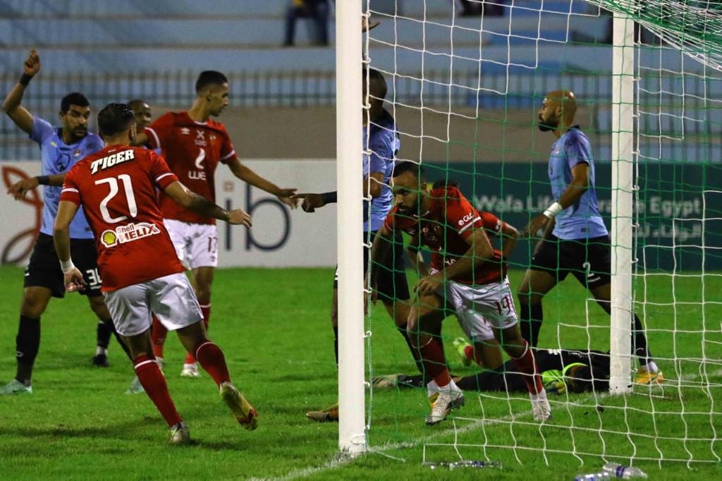جانب من مباراة الأهلي وغزل المحلة