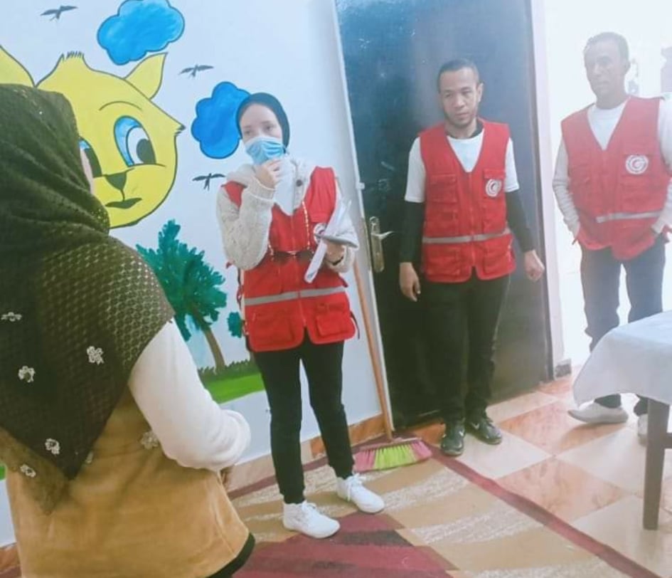 حملة مكثفة للتوعية بأهمية التطعيم ضد شلل الاطفال بالهلال الأحمر خلال تدشين الحملة بالوادي الجديد (3)
