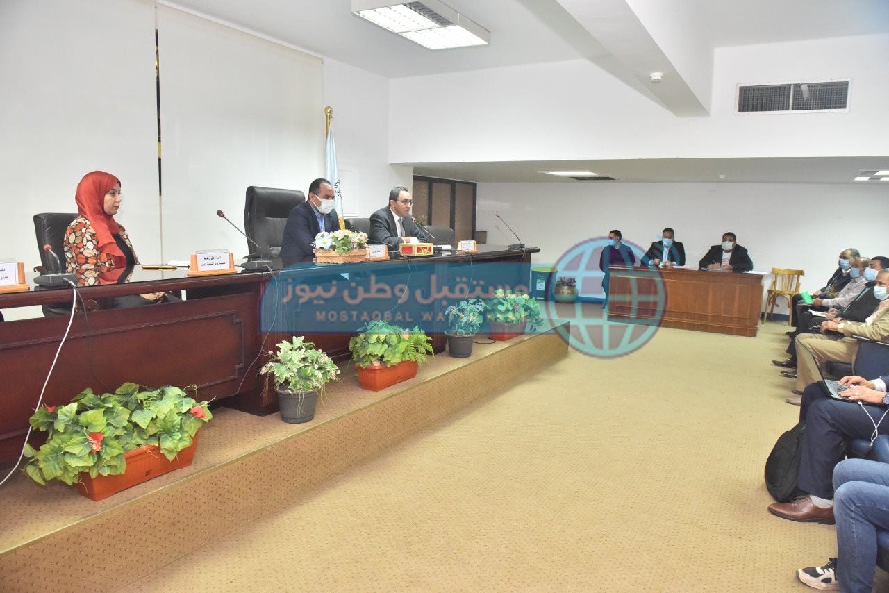 اجتماع التخطيط المحلي لبرنامج التنمية المحلية في صعيد مصر (1)
