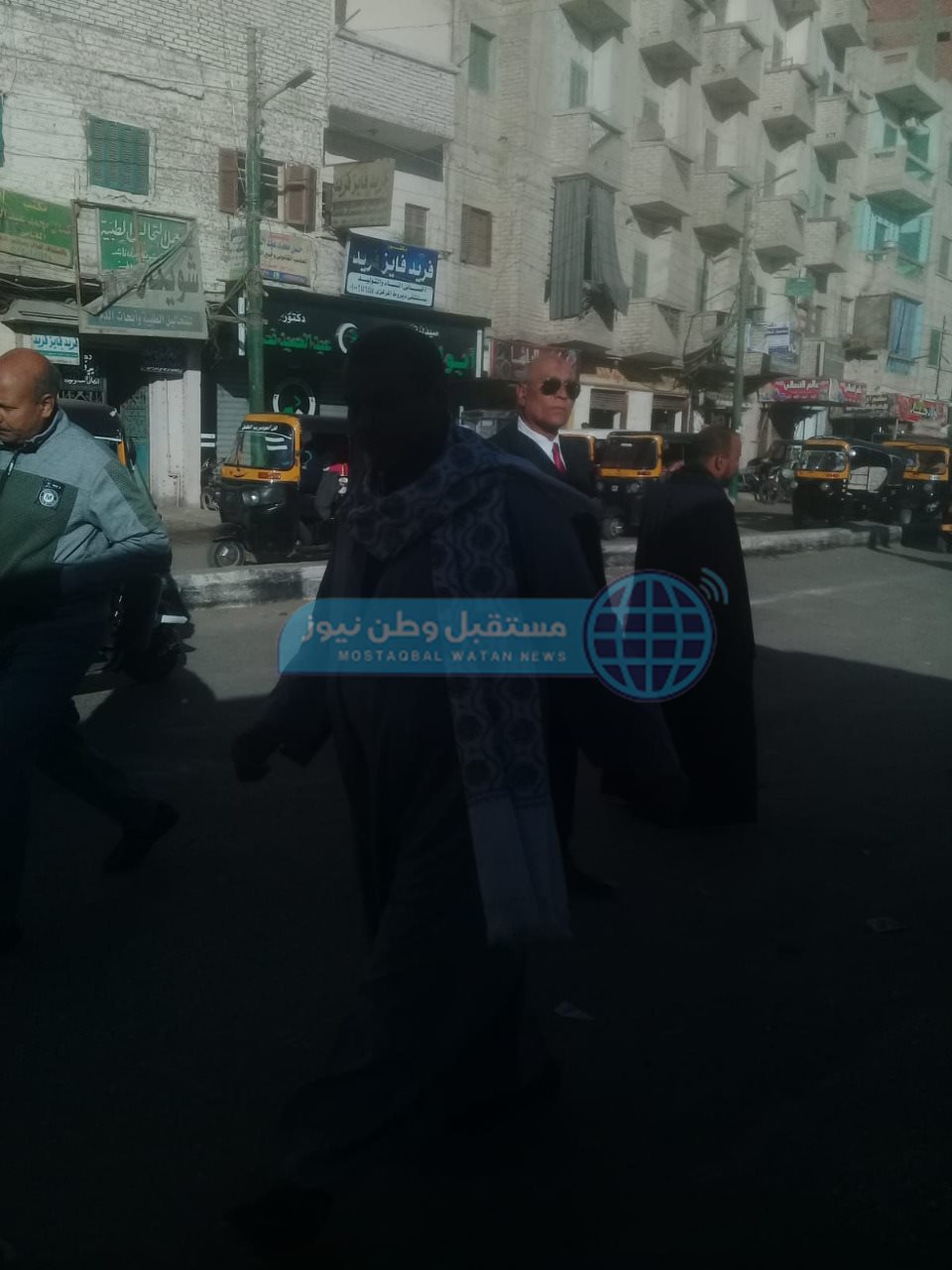 حملة لرفع الاشغالات ومتابعة مواقف الأجرة بديروط (7)
