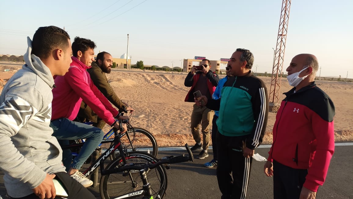 ماراثون للدرجات الهوائية بممشى الدرجات بواحة الخارجة في الوادي الجديد (3)