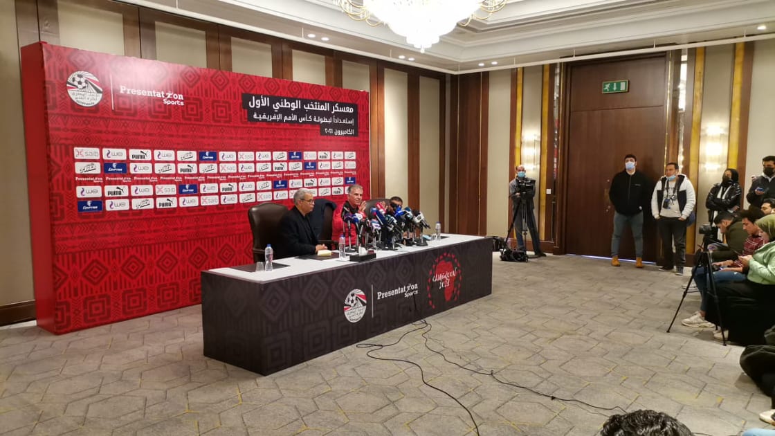  كيروش خلال المؤتمر الصحفي استعدادًا للمشاركة في نهائيات كأس أمم إفريقيا