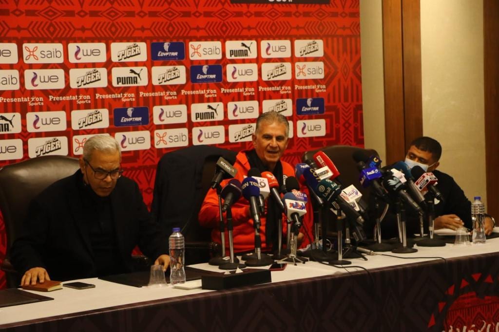  كيروش خلال المؤتمر الصحفي استعدادًا للمشاركة في نهائيات كأس أمم إفريقيا