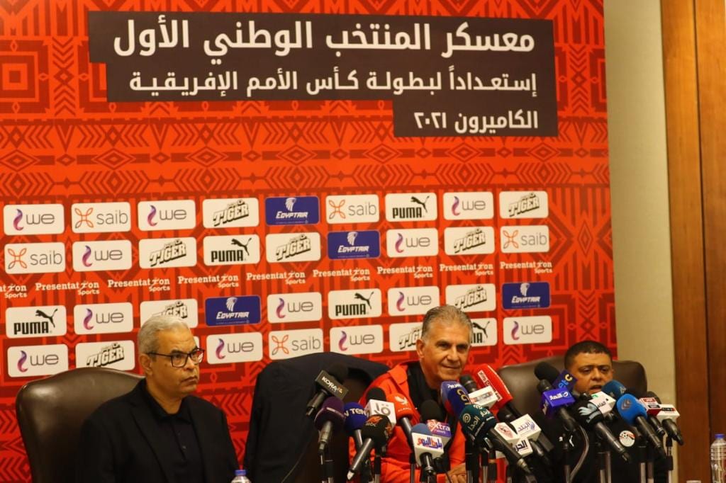  كيروش خلال المؤتمر الصحفي استعدادًا للمشاركة في نهائيات كأس أمم إفريقيا