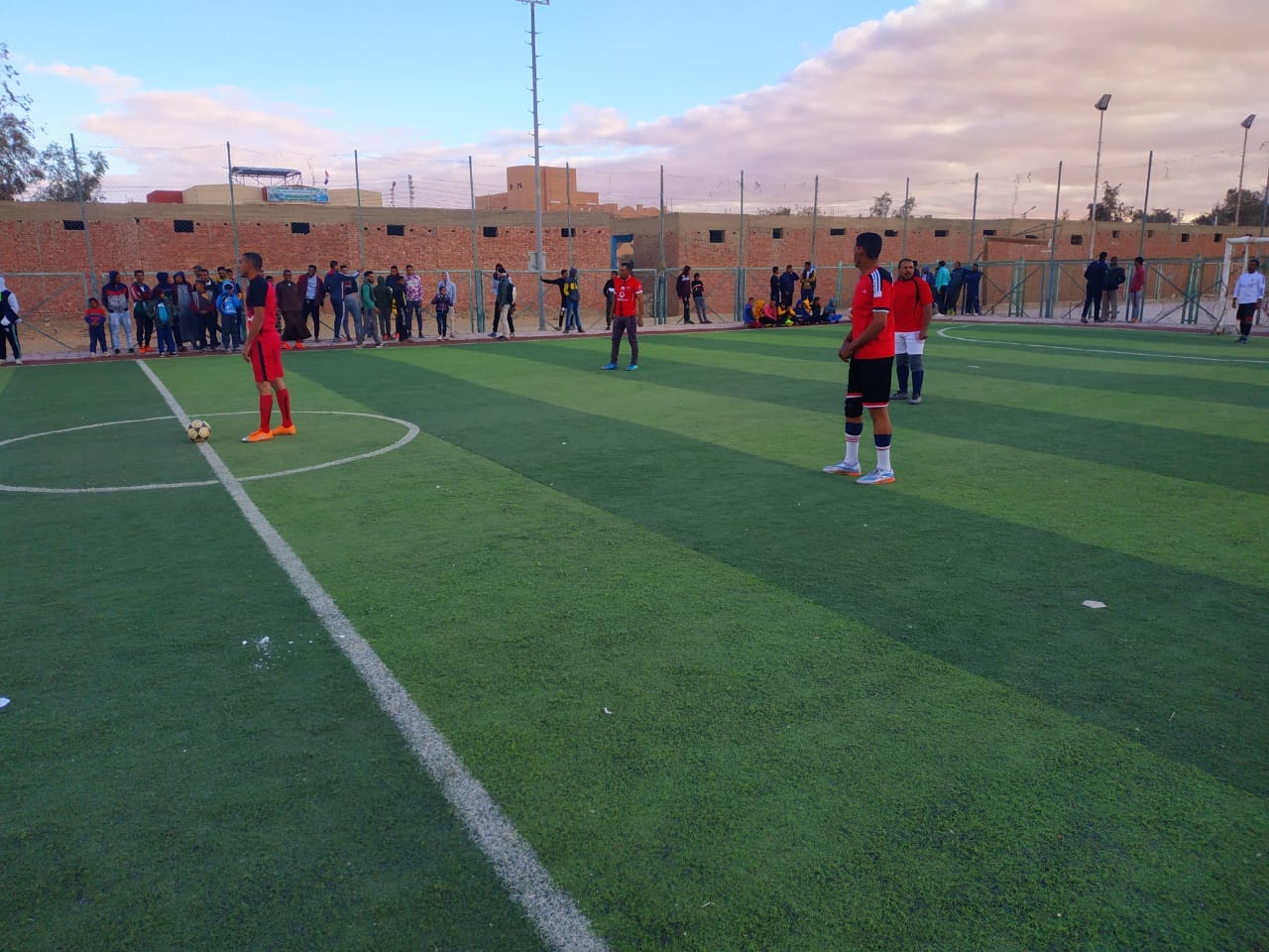 انطلاق مباريات المجموعة الأخيرة بدوري أندية الأحياء الشعبية في الوادي الجديد (7)