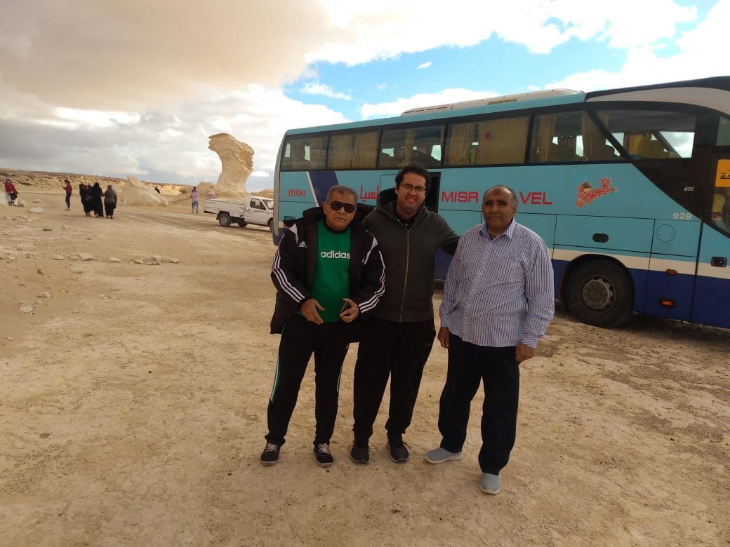 الصحراء البيضاء في الوادي الجديد تستقبل الفوج الرابع من إعرف بلدك (3)