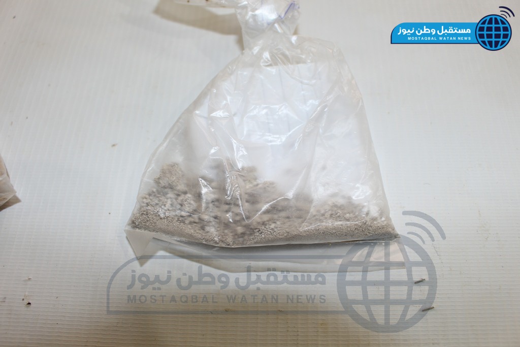خام فوسفات عينات للاختبار (7)