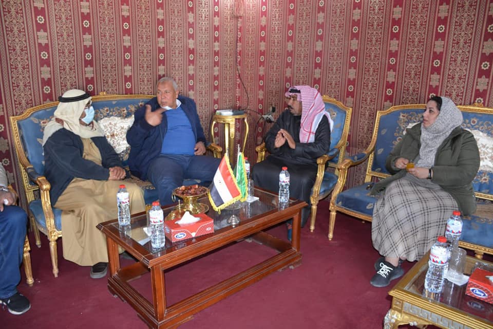 الزملوط والمزروعي يتفقدان المشروعات الاستثمارية المصرية والعربية بشرق العوينات (4)