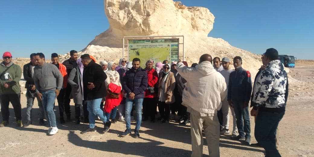 وصول الفوج السادس من إعرف بلدك للوادي الجديد (4)
