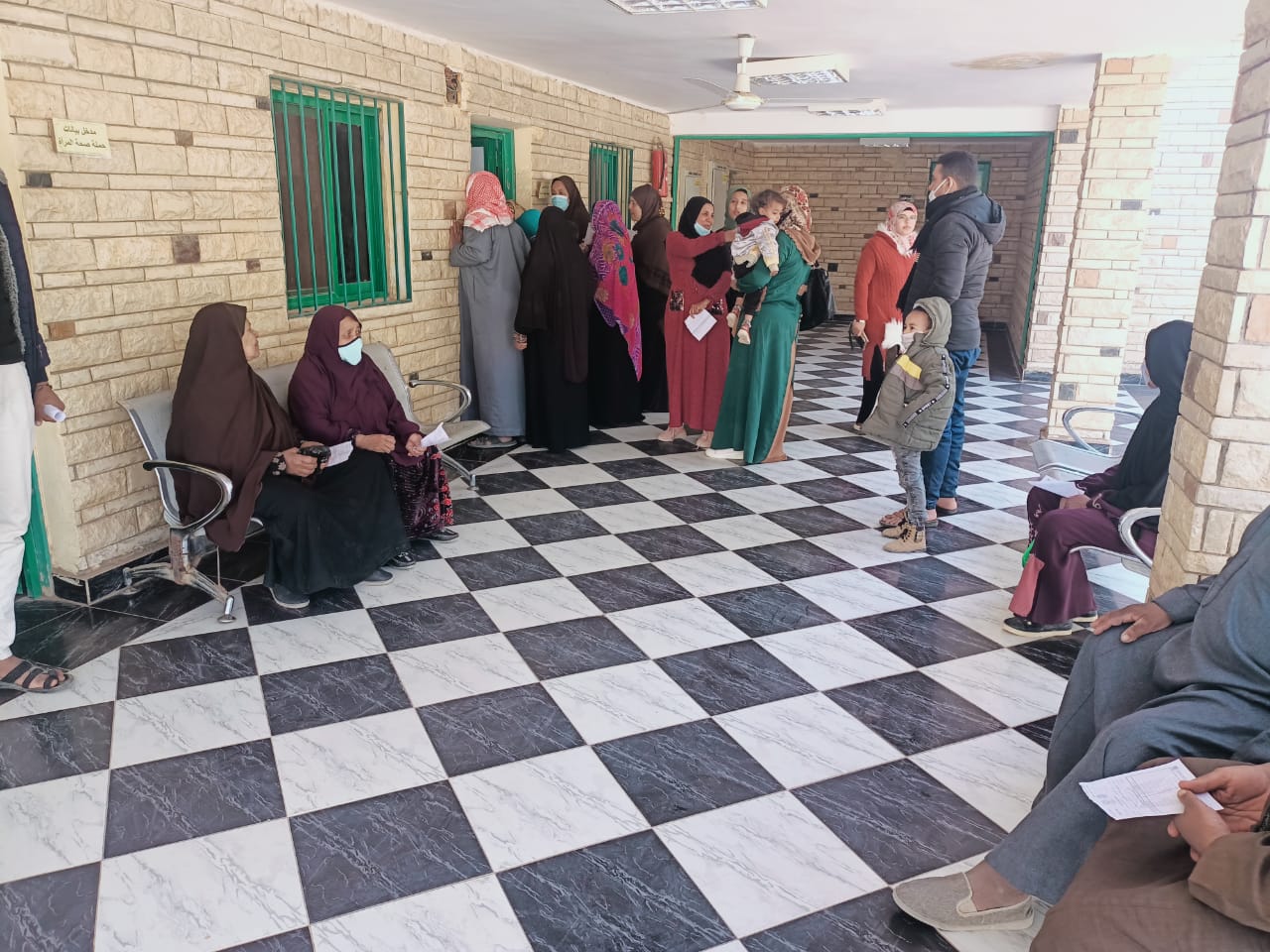 قافلة طبية بقرية الراشدة في الوادي الجديد (10)