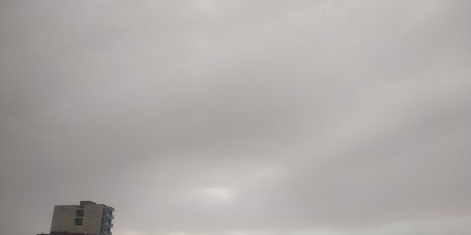 غيوم ورياح محملة بالأتربة في الوادي الجديد (8)