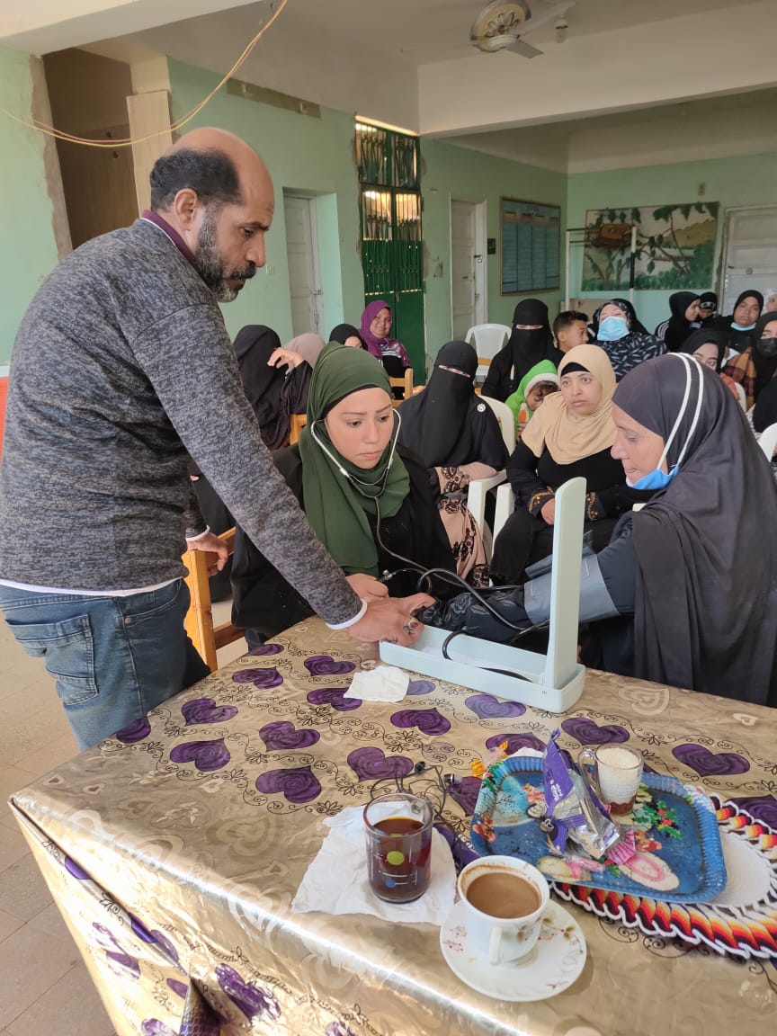 تدريب 80 فتاة وسيدة على الإسعافات الأولية في الوادي الجديد (1)