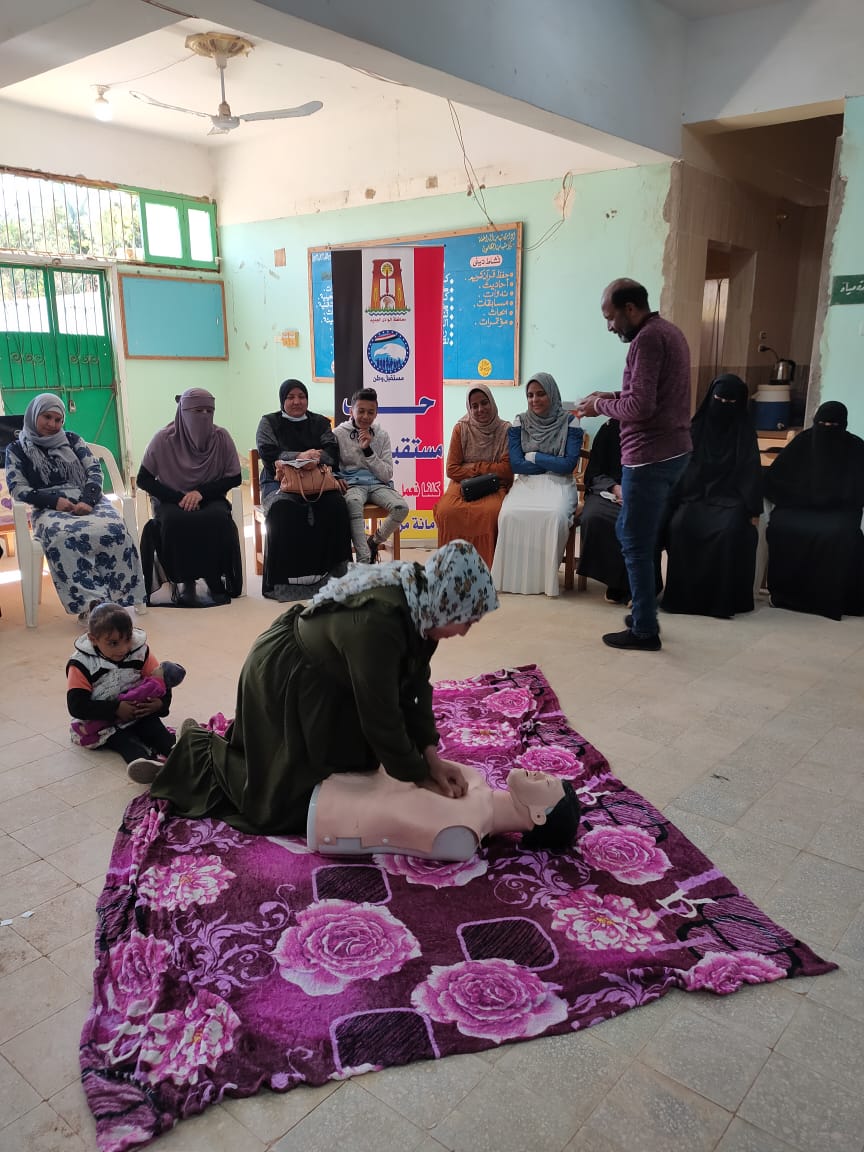 تدريب 80 فتاة وسيدة على الإسعافات الأولية في الوادي الجديد (6)